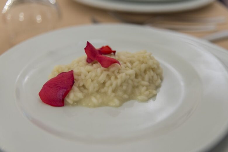 Risotto,With,Red,Roses