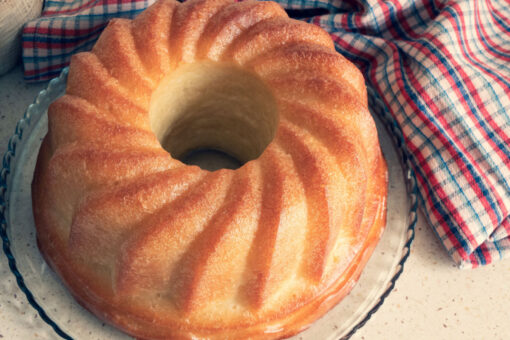 Babà napoletano ricetta e videoricetta