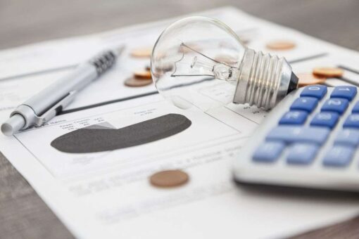 Bonus luce e gas: come ottenere gli arretrati