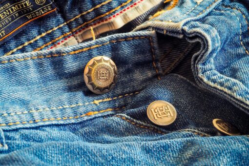 Cosa fare se i jeans sono troppo stretti? I rimedi che non conosci