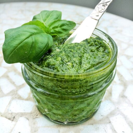 Pesto: consigli per prepararlo come vuole la tradizione ligure