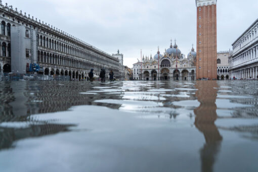 Eventi climatici, è boom in Italia: le polizze sono un bene di lusso