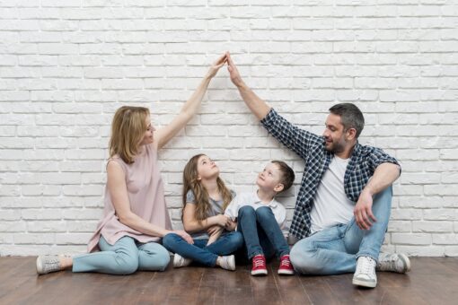 Tecnocasa: le famiglie italiane preferiscono investire in case