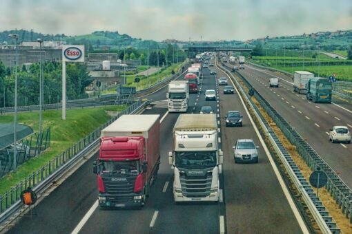 Inquinamento: città italiane sotto attacco a causa di traffico e impianti di riscaldamento