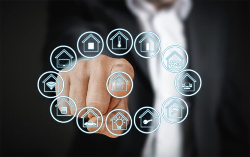 Arredamento smart: come integrare la tecnologia nel tuo spazio abitativo
