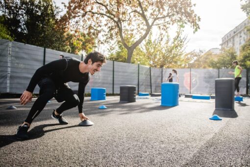 Allenamento all'Aperto: Esercizi per un Corpo Sano e una Mente Libera