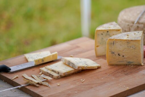 Prepariamo i formaggi alla piastra per il menù della settimana