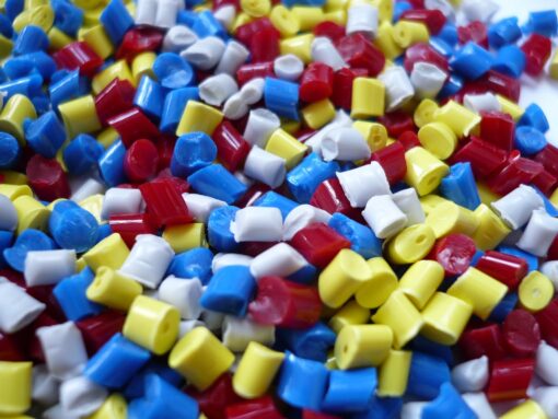 Perdite di microplastiche: un nuovo regolamento per le aziende previene il problema