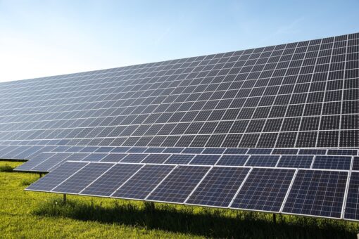 Energia solare di notte in USA grazie alle batterie