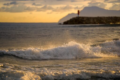 Mar Mediterraneo, tra le aree più inquinate al mondo