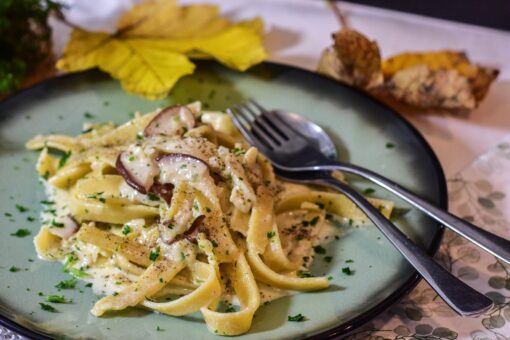 Fettuccine al sugo d’arrosto