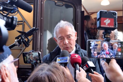 Urso: pronti a dialogare in maniera positiva con Beko