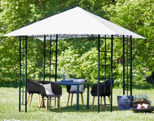 JYSK ti aiuta in giardino: questi gazebo sono in offerta