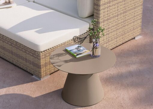 Dove posizionare il tavolino basso in giardino e terrazzo: idee e modelli DEGHI di tendenza