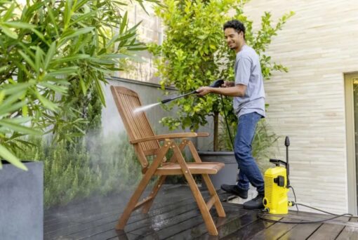 Terrazzi impeccabili? Bastano le idropulitrici OBI a meno di 100 euro