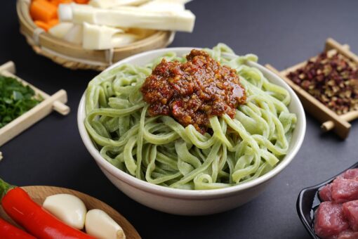 Tagliatelle verdi ai carciofi e salvia
