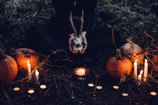 Decorazioni Halloween: le ragnatele fai da te