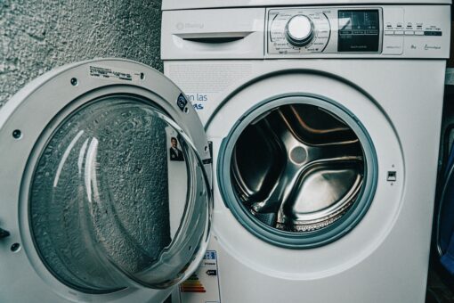 Come pulire la lavatrice: 8 rimedi naturali molto efficaci