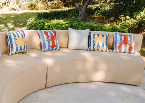 Con questi cuscini Maisons du Monde ogni angolo outdoor acquista personalità