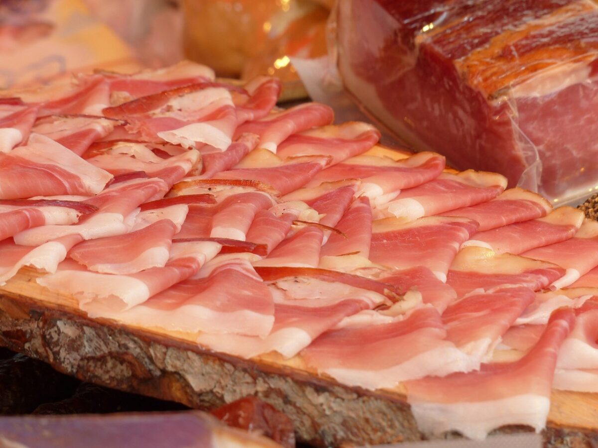 Prosciutto, A Prosciutto, A