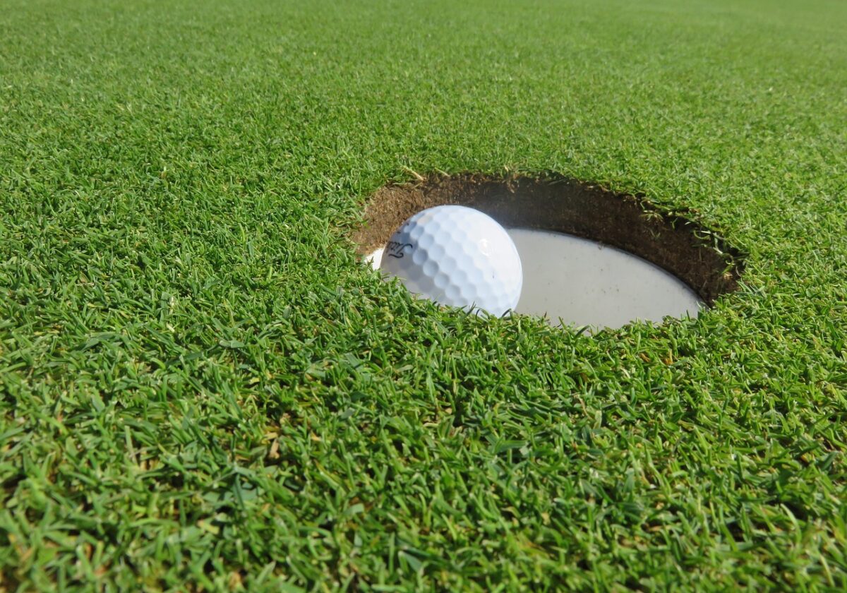Golf, Con Golf, Con