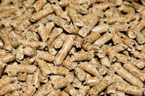 Pellet a prezzi super: è il momento giusto per fare scorta e risparmiare sull’inverno
