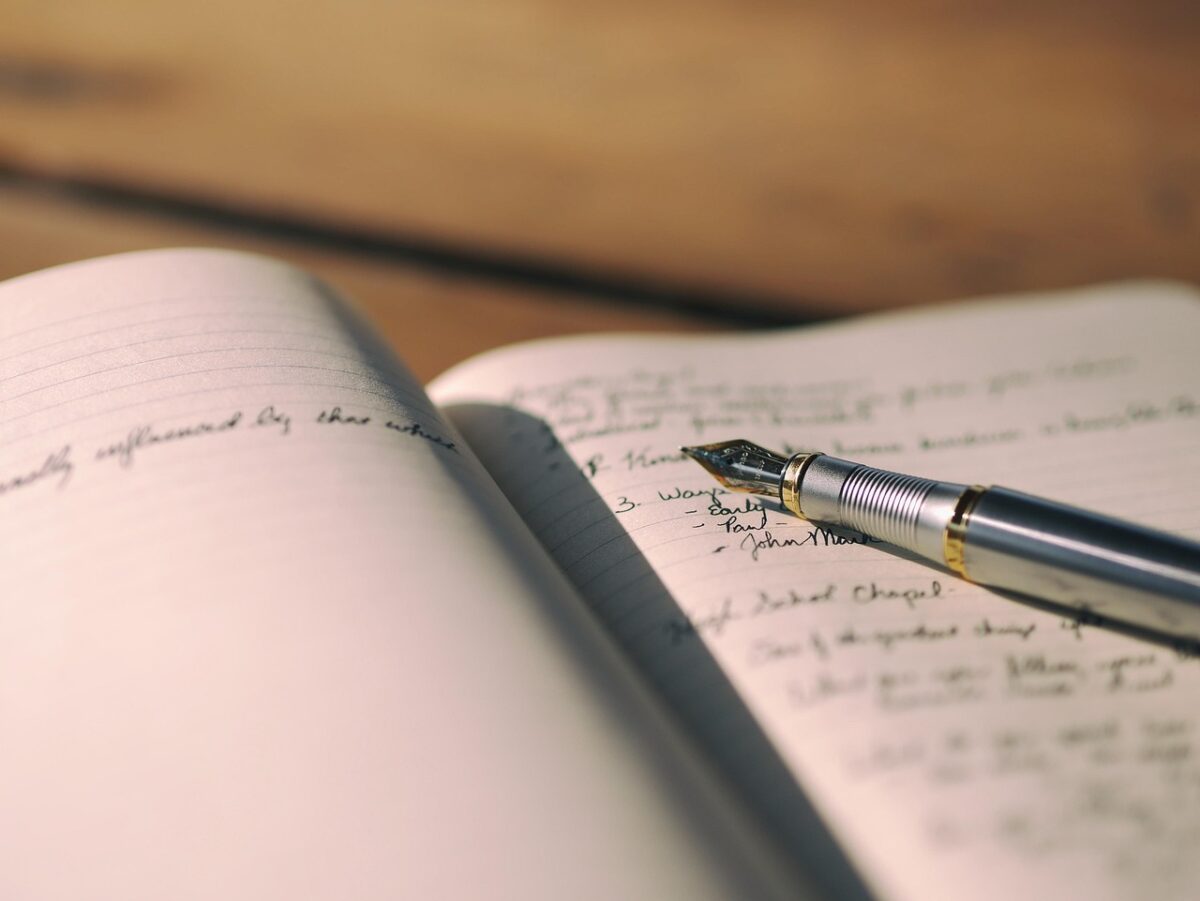Scrivere, Su Scrivere, Su