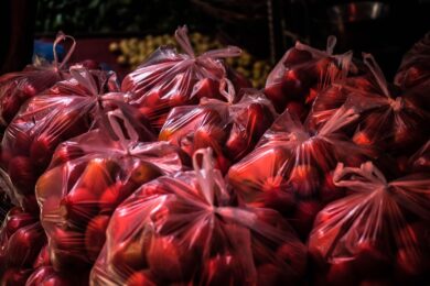 Stop imballaggi di plastica al supermercato, saranno compostabili