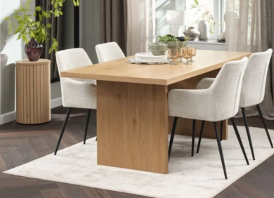 La sala da pranzo sembra improvvisamente vecchia? Guarda cosa propone JYSK per settembre