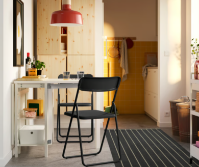 Studenti fuorisede, IKEA ha pensato ai vostri mini appartamenti: questi mobili occupano pochissimo